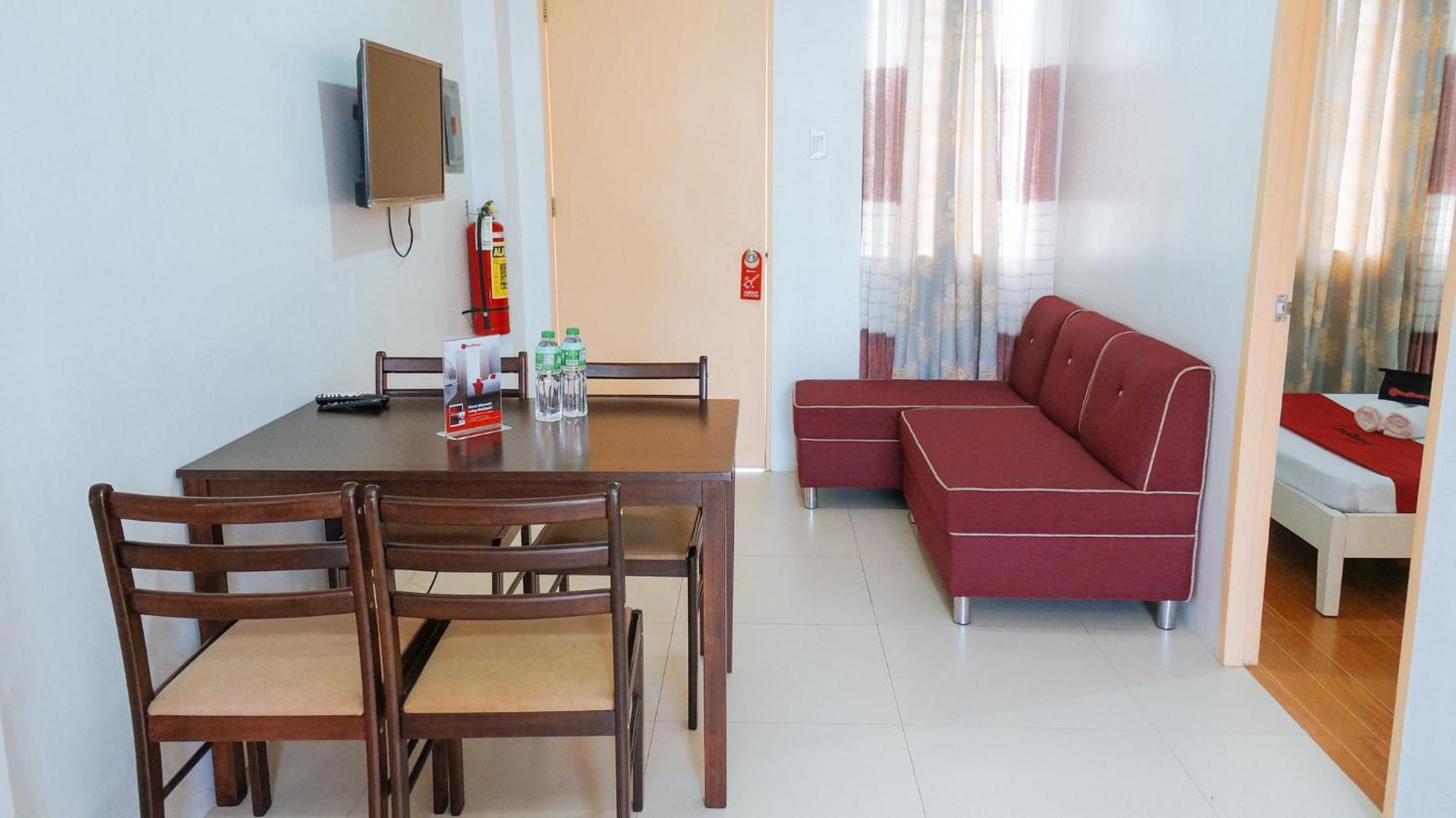 Reddoorz Plus Near Talisay Town Center Eksteriør billede